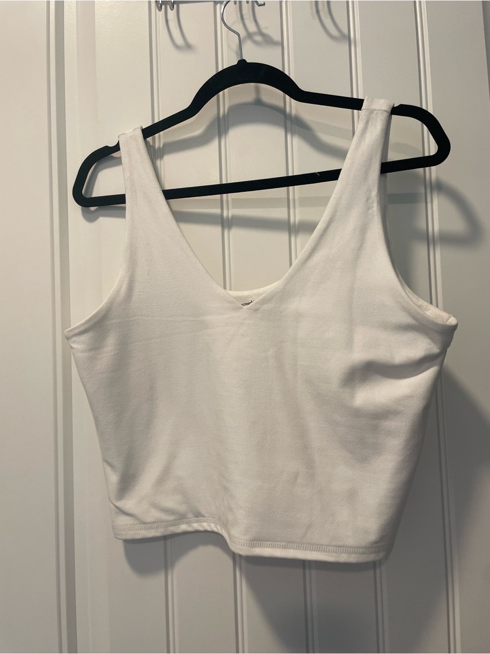 Abercrombie & Fitch Soft A&F Collection Cropped V-Neck Tank